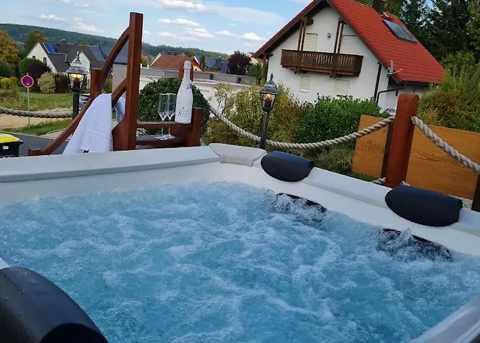 Tiny-hohenberg Apartment